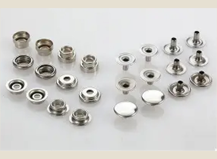 Jean Buttons, Rivets and Snap Buttons 11